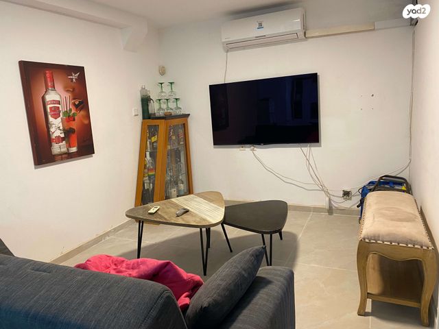 מרתף/ פרטר, נעמה 17, נווה דקלים, ראשון לציון