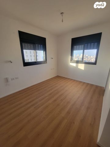 דירה, אמנון ליפקין שחק 6, נוף הטיילת, נתניה