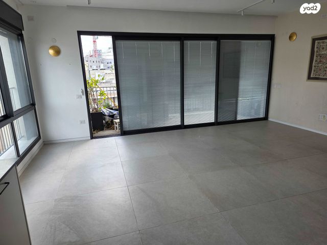 אנטוקולסקי 21