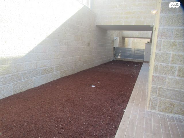 דירת גן, אבנר חי שאקי 10, גילה, ירושלים