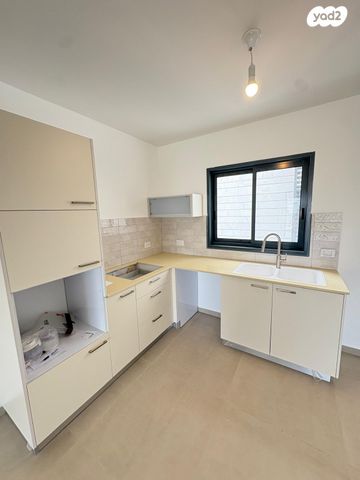 דירה, הרב מרדכי אליהו 17, כרמי הנדיב, אחוזת רוטנר, קרית מלאכי