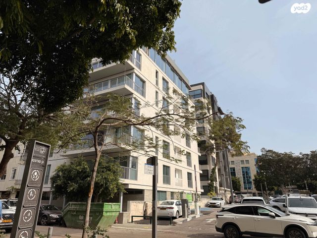 שדרות מוצקין 10