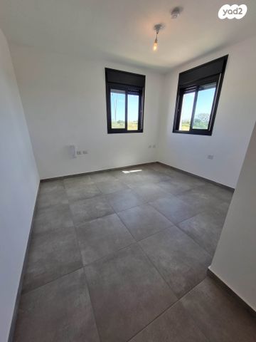 דירה, חזון עובדיה 54, אגמים מזרח, אשקלון