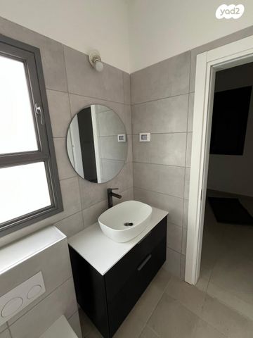 בית פרטי/ קוטג', התפוח 57, שכונה 16, תל מונד