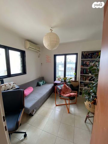 דירה, הירדן 55, נווה רם, שיכון מזרחי, רמת גן