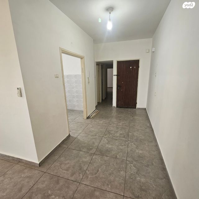 דירה, אחד העם 11, א' / צפון מזרח העיר, רחובות