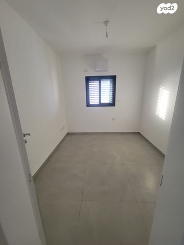 דירה, אמנון ליפקין שחק 6, נוף הטיילת, נתניה