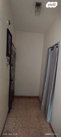 דירה, צ"ג בנות 21, רמב"ם, ראשון לציון