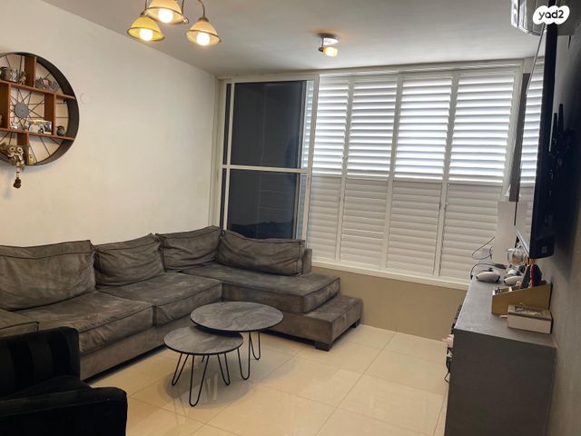 דירה, ז'בוטינסקי 48, אברמוביץ', ראשון לציון