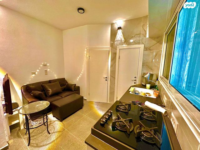 דירת גן, אחיעזר 5, התקוה, בית יעקב, נווה צה"ל, תל אביב יפו