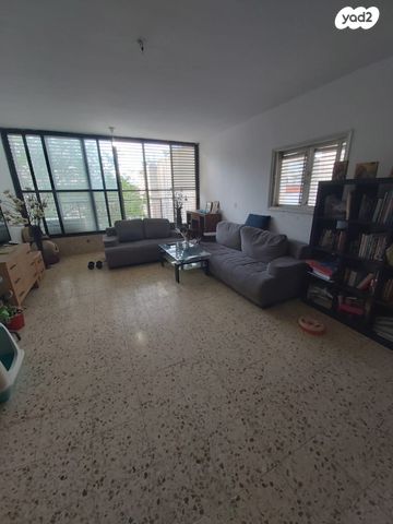 בן גוריון 53