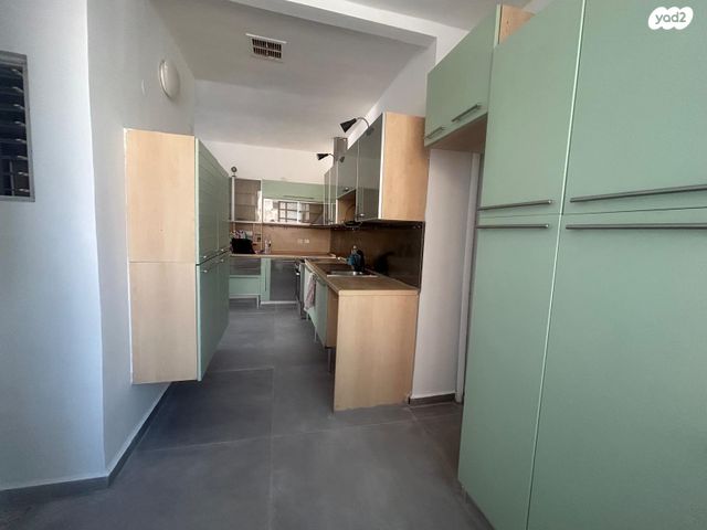 דירה, דרך בן גוריון 156, פועלי הרכבת, גבעתיים