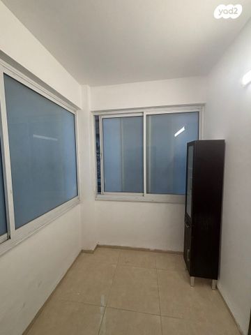 דירה, שדרות אליהו גולומב 34, הדר עליון, חיפה