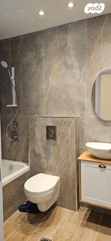 דירה, גאולה 29, גאולה, חיפה