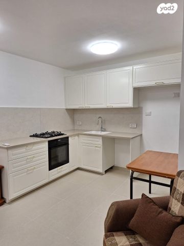 דירה, ארבע עונות 16, גני אביב, לוד