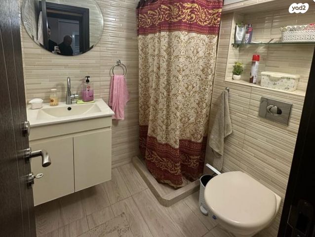 גיורא יוספטל 23