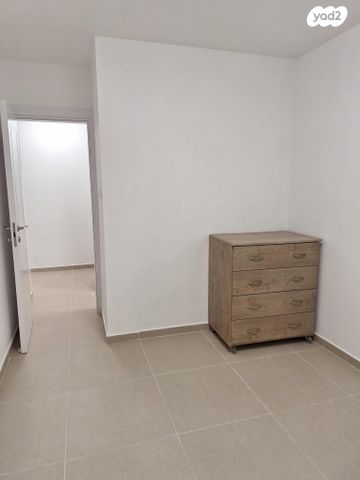 דירה, ארבע עונות 16, גני אביב, לוד