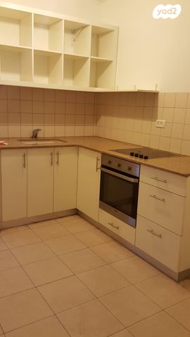 שלום לחמי 13