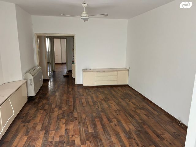 דירה, ליסין 11, הצפון החדש - כיכר המדינה, תל אביב יפו