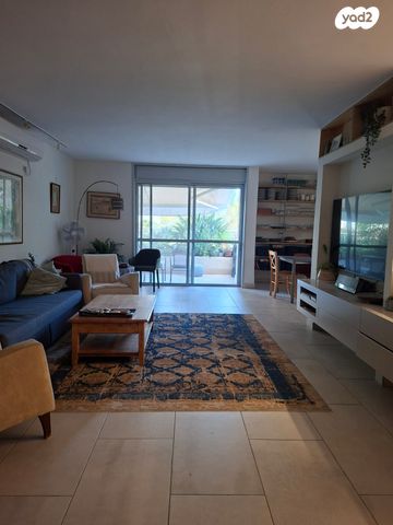 שדרות אמנון ותמר 4