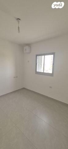 דירה, קרל פופר 9, קרית המדע, נתניה