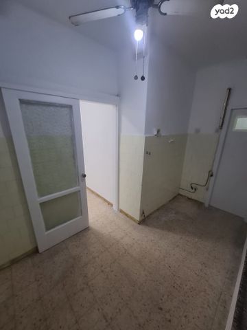 דירה, רוטשילד 12, רוטשילד עצמאות, בת ים