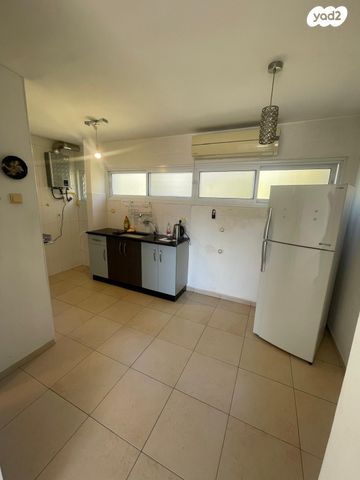 דירה, הרב הרצוג 3, רובע ב', אשדוד