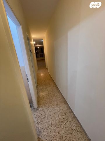 דירה, חנקין 10, מגדיאל, הוד השרון