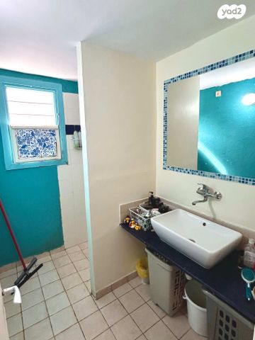 דירה, פבזנר 27, הדר מרכז, חיפה