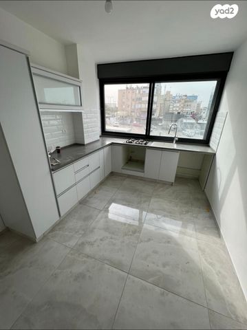 דרך רזיאל 21