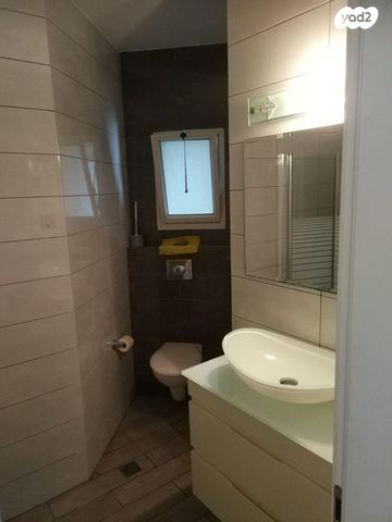 דירה, העצמאות 23, רמב"ם, ראש העין