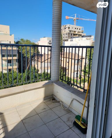 דירה, יהושע שטמפפר 92, תקומה / קרית חזני, פתח תקווה