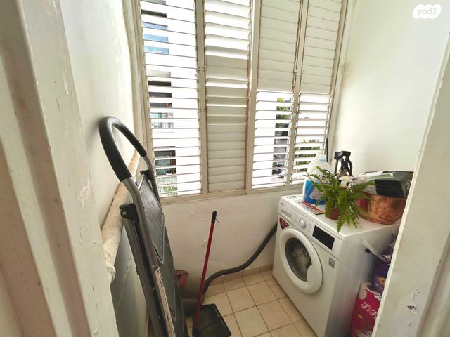 דירה, פבזנר 27, הדר מרכז, חיפה