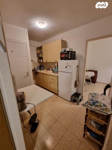 יחידת דיור, שטרן 23, סירקין, כפר סבא