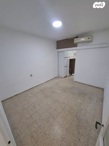 דירה, רוטשילד 12, רוטשילד עצמאות, בת ים