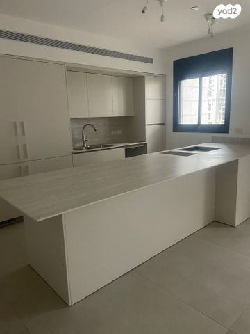 יצחק שמיר 17