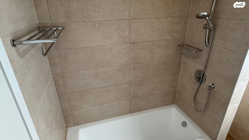 דירה, דניאל 3, ניצנה, בת ים