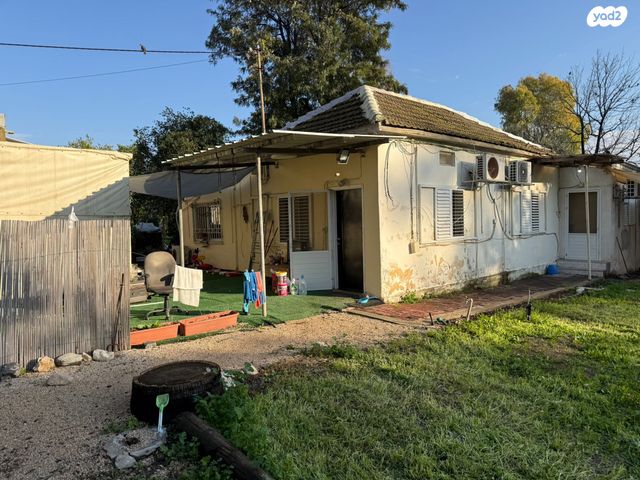 דירת גן, הברושים 26, תל עדשים, תל עדשים