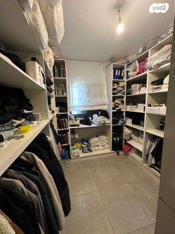 גג/ פנטהאוז, תלמוד בבלי 18, דובב מישרים / רמת בית שמש ד-1, בית שמש