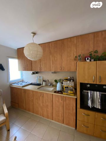 דירה, הירדן 55, נווה רם, שיכון מזרחי, רמת גן