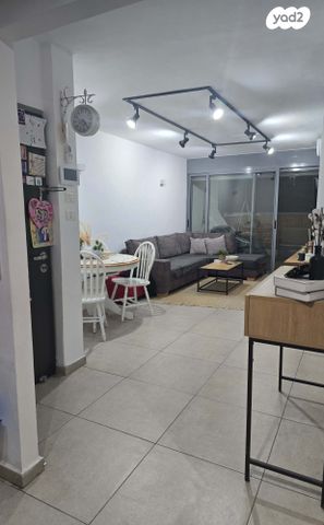 אנשי בראשית 4