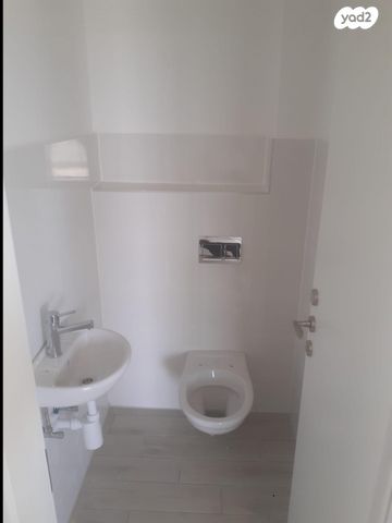 דירה, יצחק שמיר 2, נווה שרון / שער העיר, נתיבות