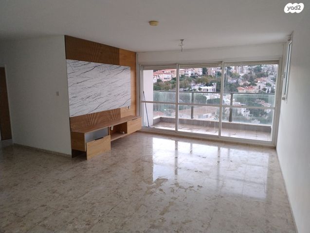 דירה, חנה סנש 20, רמת הדר, חיפה