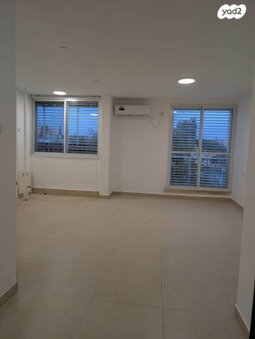 דירה, רענן 1, נעורים, ערד