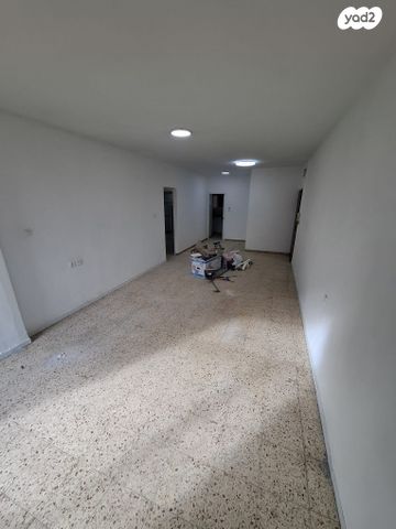 דירה, רוטשילד 12, רוטשילד עצמאות, בת ים