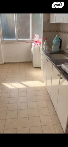 דרך לוי אשכול 196