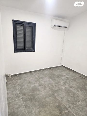 בית פרטי/ קוטג', יוסף ויתקין 3, נאות גנים, נתניה