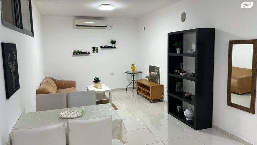 מרתף/ פרטר, נועם לאונר 1, נחלת יהודה, ראשון לציון