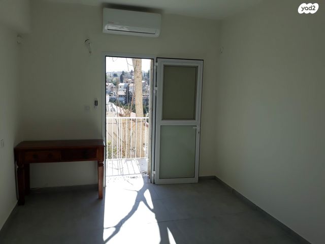 דירה, יאנוש קורצ'אק 30, קרית היובל, ירושלים