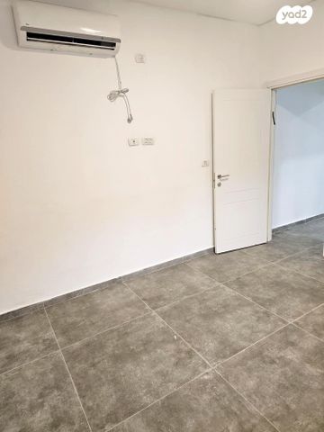 בית פרטי/ קוטג', יוסף ויתקין 3, נאות גנים, נתניה